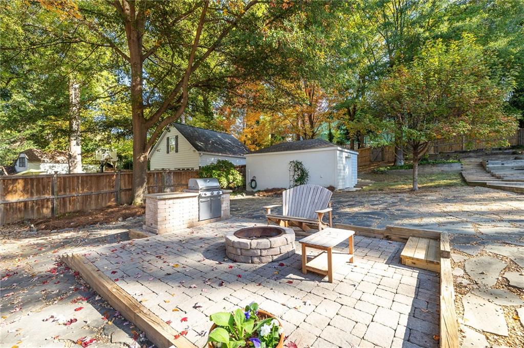 3299 W Shadowlawn Avenue NE