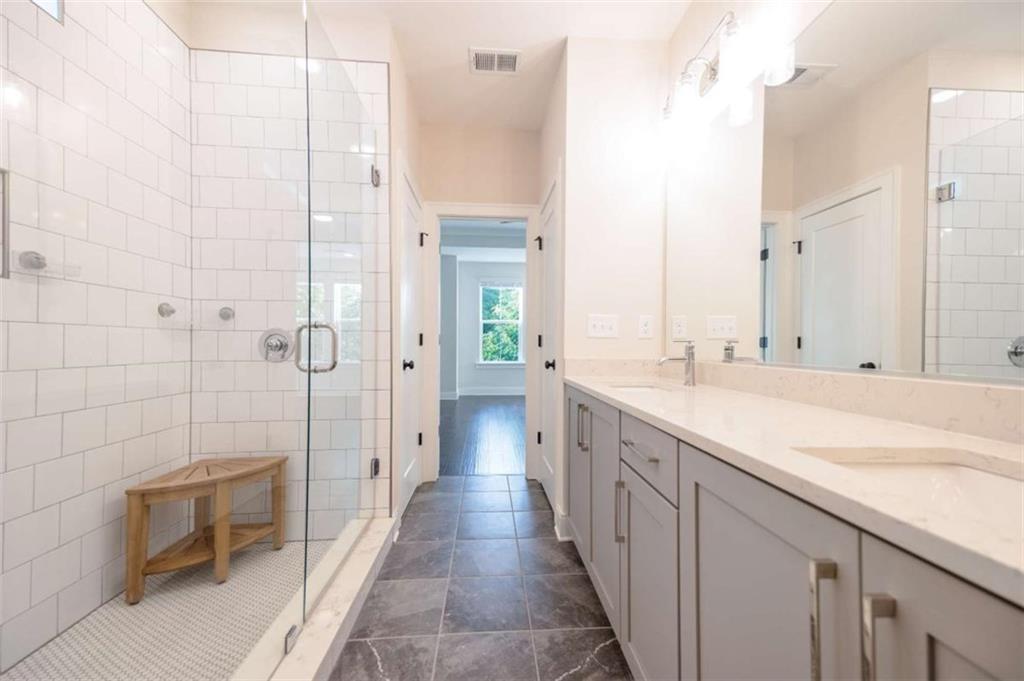915 Katie Kerr Drive