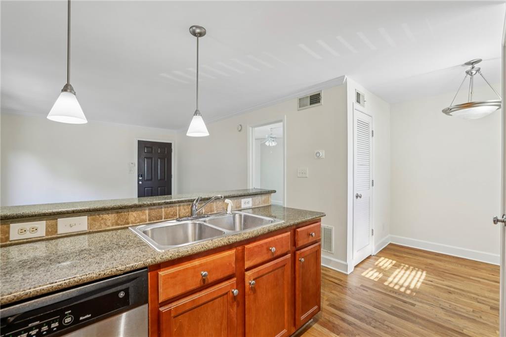 48 Peachtree Avenue NE Unit 325