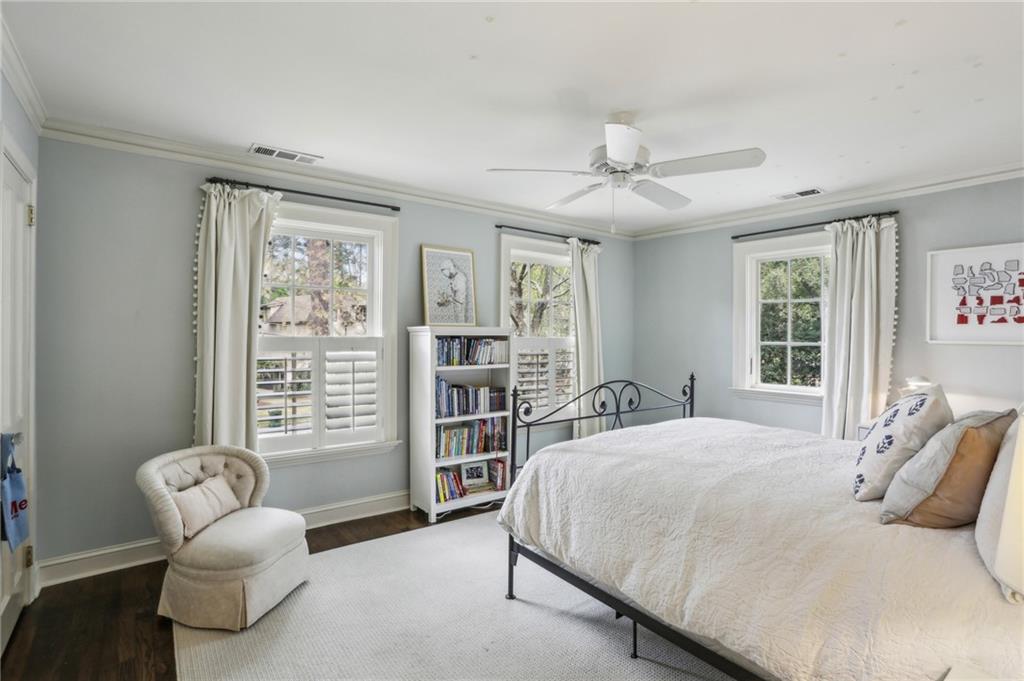 2415 Oldfield Road NW