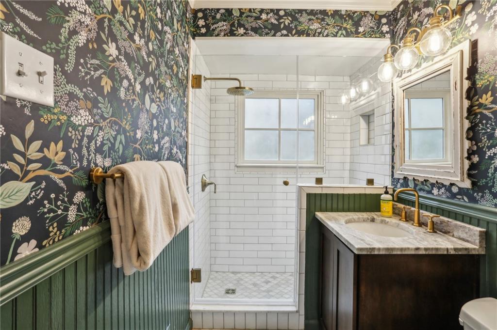 2415 Oldfield Road NW