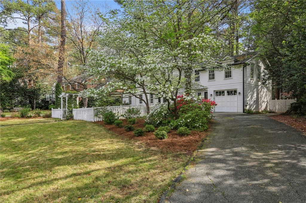 2415 Oldfield Road NW