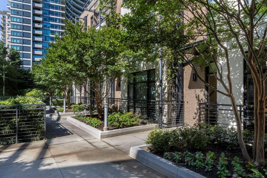 721 Longleaf Drive NE Unit 3