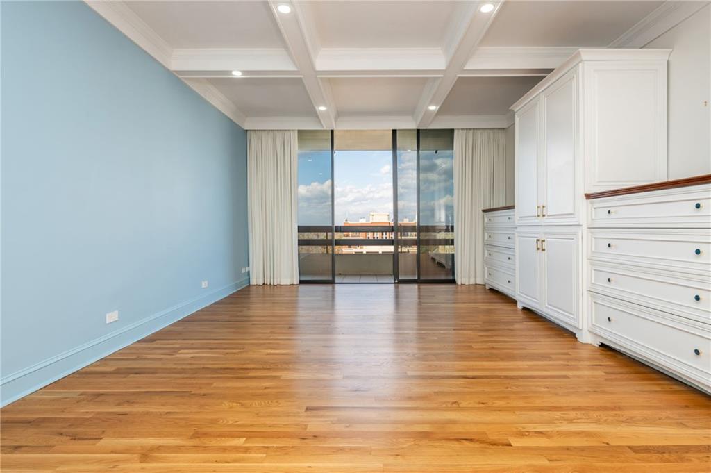 2660 Peachtree Road NW Unit 22E