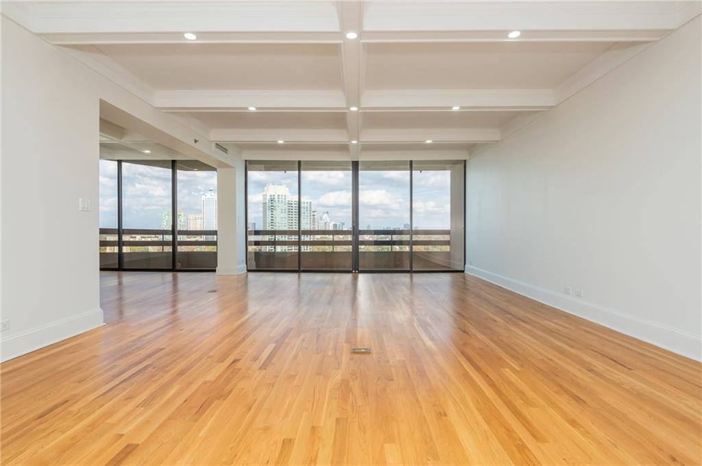 2660 Peachtree Road NW Unit 22E