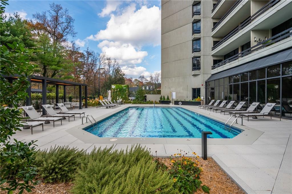 2660 Peachtree Road NW Unit 22E