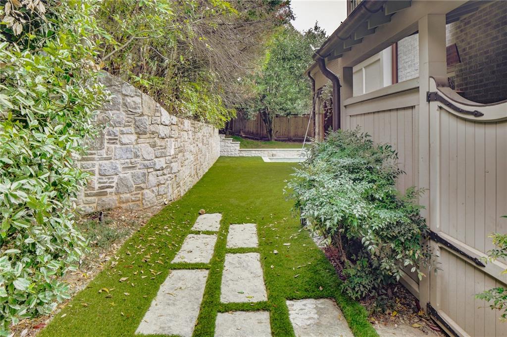 455 Peachtree Battle Avenue NW