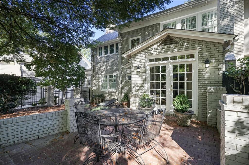 40 Northwood Avenue NE