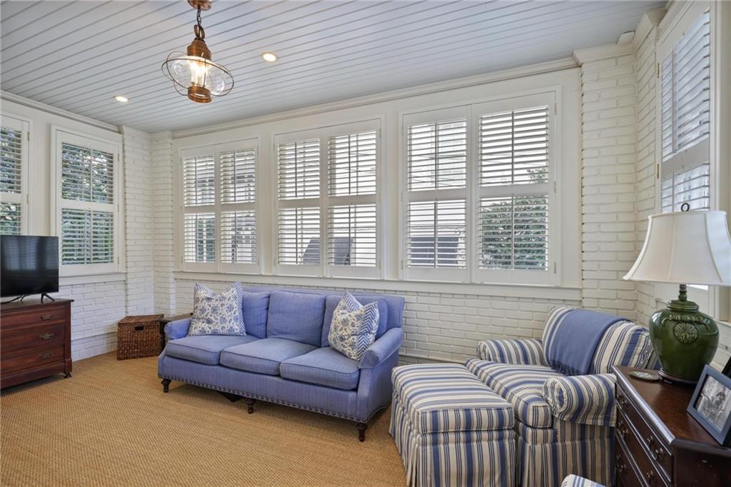 40 Northwood Avenue NE