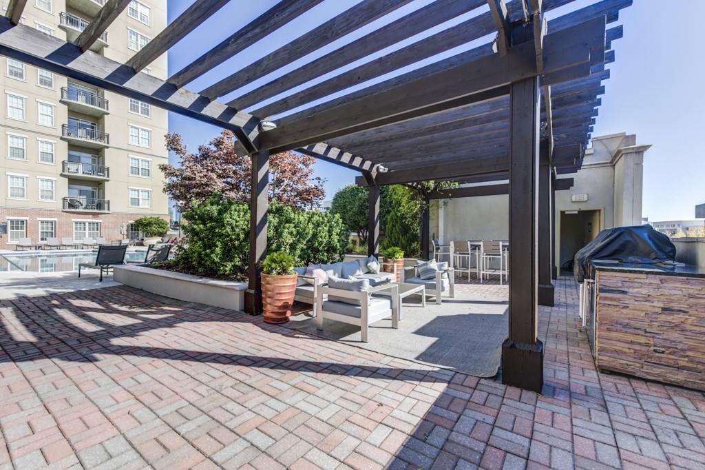 325 E Paces Ferry Road NE Unit 1706