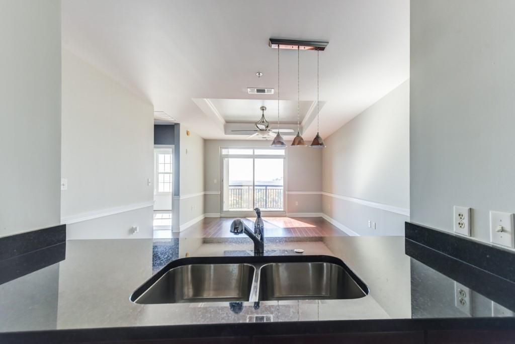 325 E Paces Ferry Road NE Unit 1706