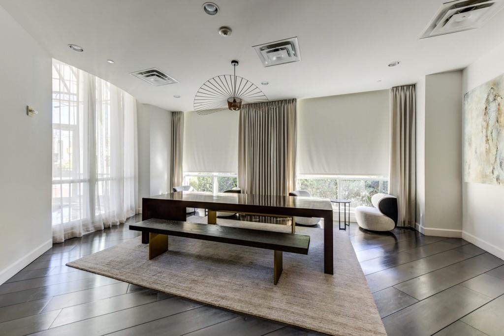 325 E Paces Ferry Road NE Unit 1706