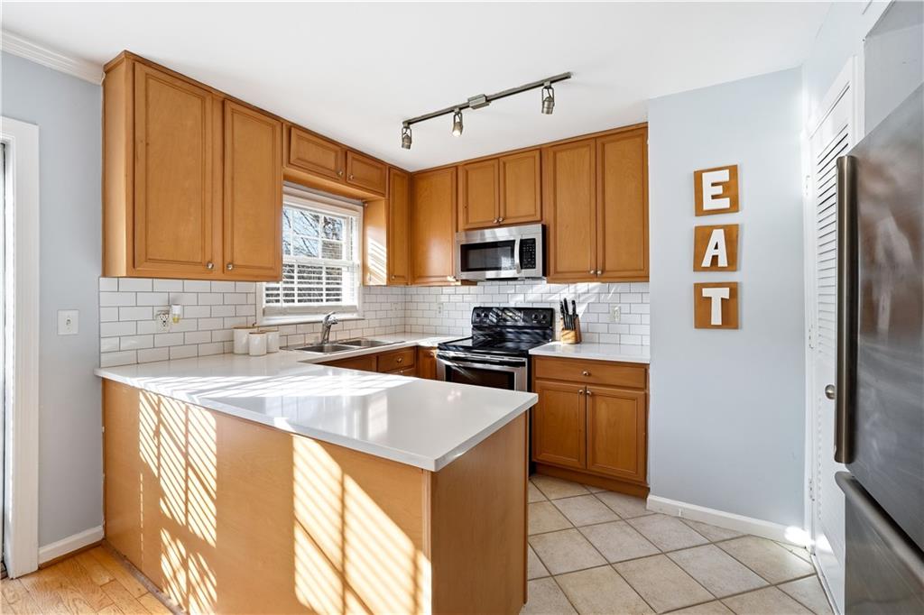 1101 Collier Road NW Unit Q6