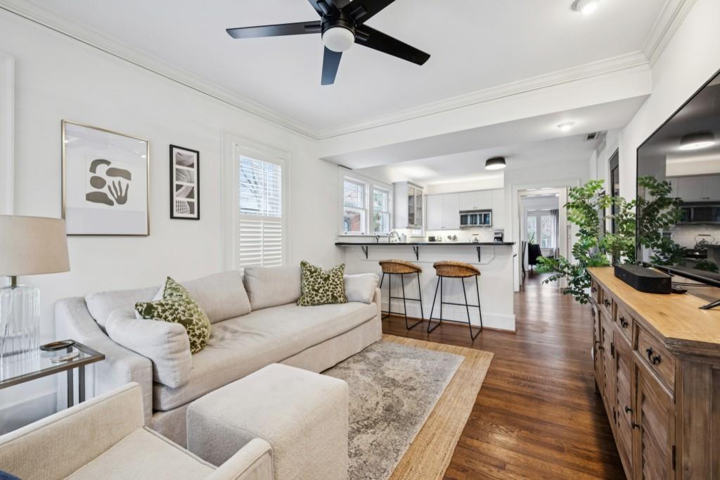 1229 Cameron Court NE