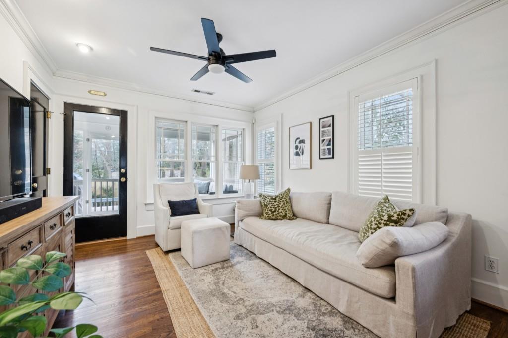 1229 Cameron Court NE