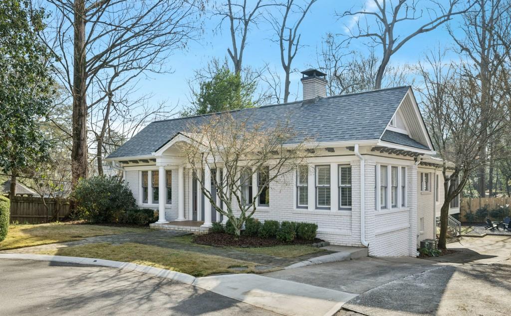 1229 Cameron Court NE