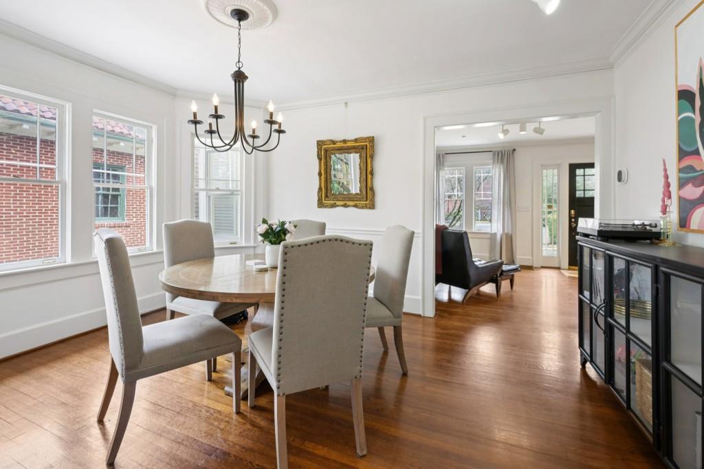 1229 Cameron Court NE