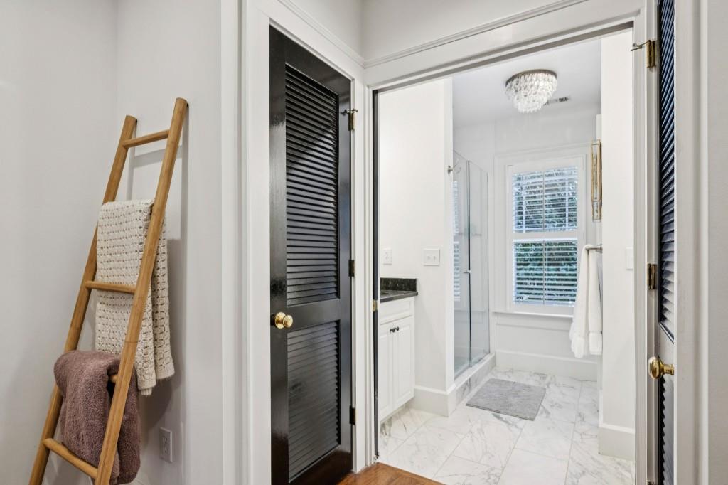 1229 Cameron Court NE