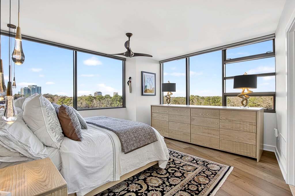 700 Park Regency Place NE Unit 1106