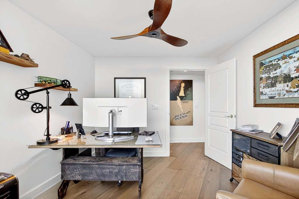 700 Park Regency Place NE Unit 1106