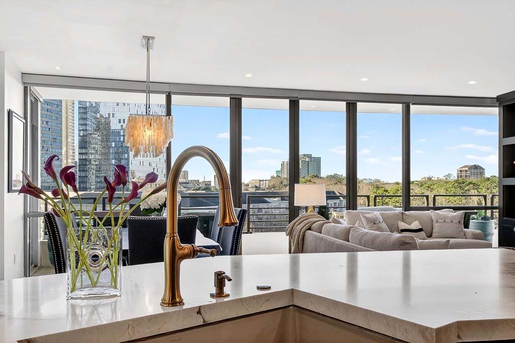 700 Park Regency Place NE Unit 1106