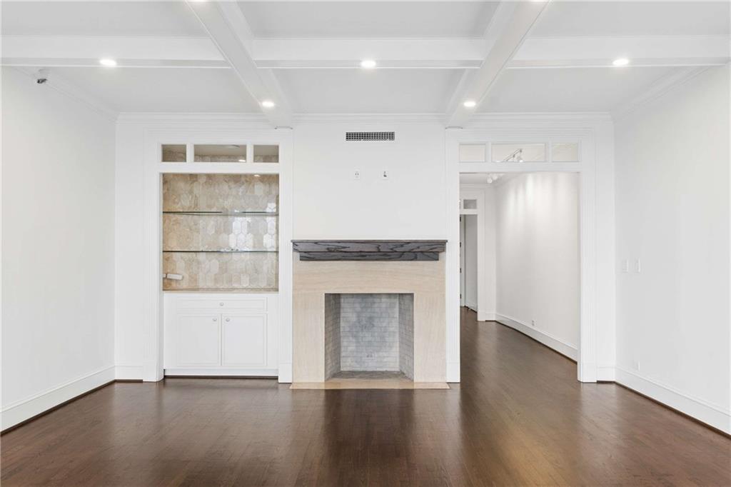 2660 Peachtree Road NW Unit 13F