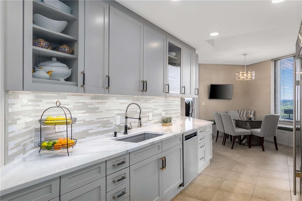 2660 Peachtree Road NW Unit 13F