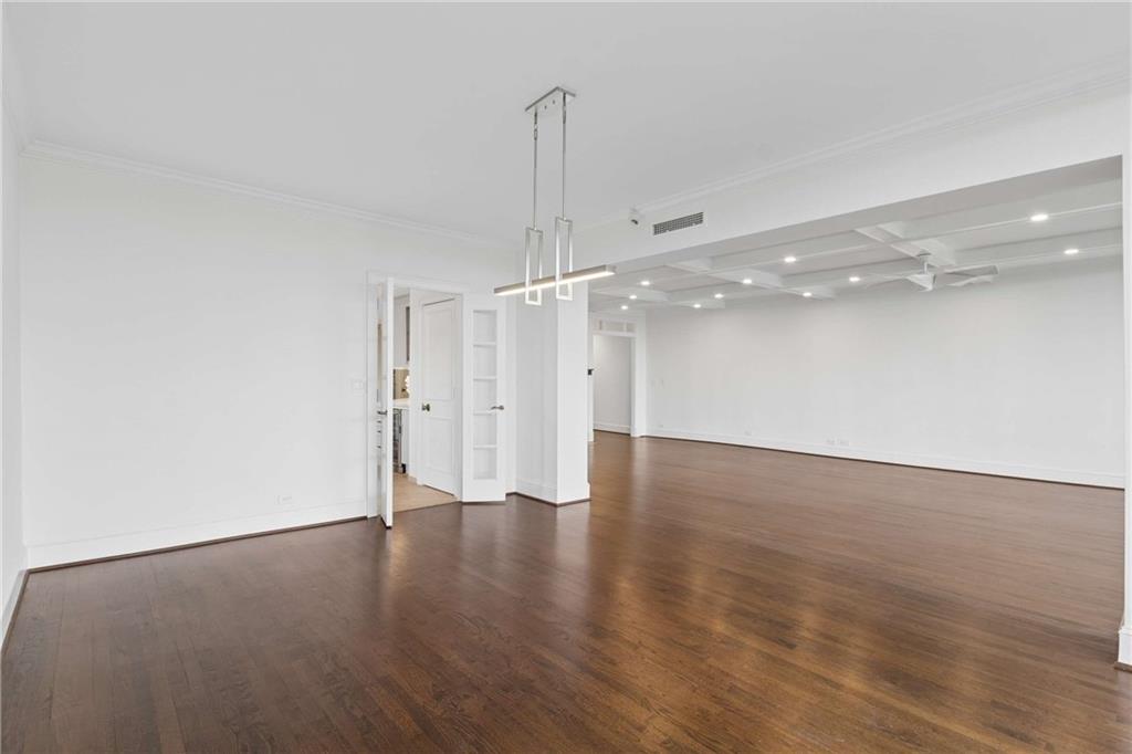 2660 Peachtree Road NW Unit 13F