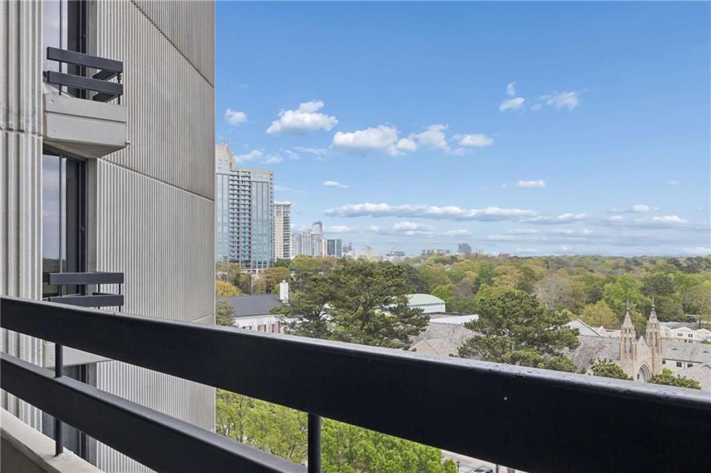 2660 Peachtree Road NW Unit 13F