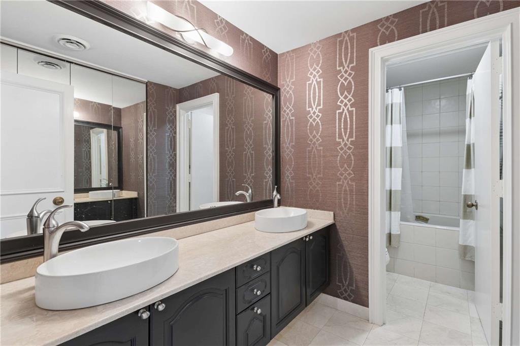 2660 Peachtree Road NW Unit 13F