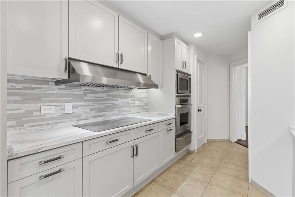 2660 Peachtree Road NW Unit 13F