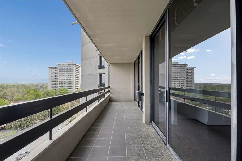 2660 Peachtree Road NW Unit 13F