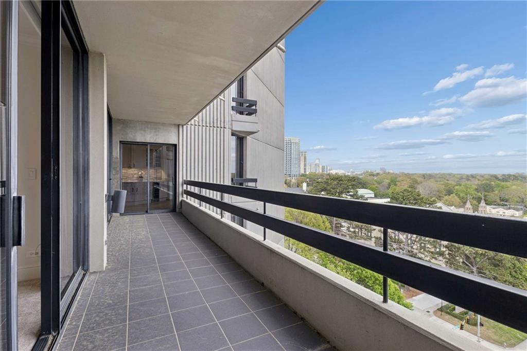 2660 Peachtree Road NW Unit 13F