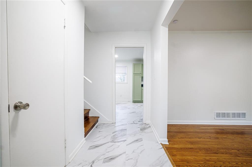 2692 Whites Mill Court