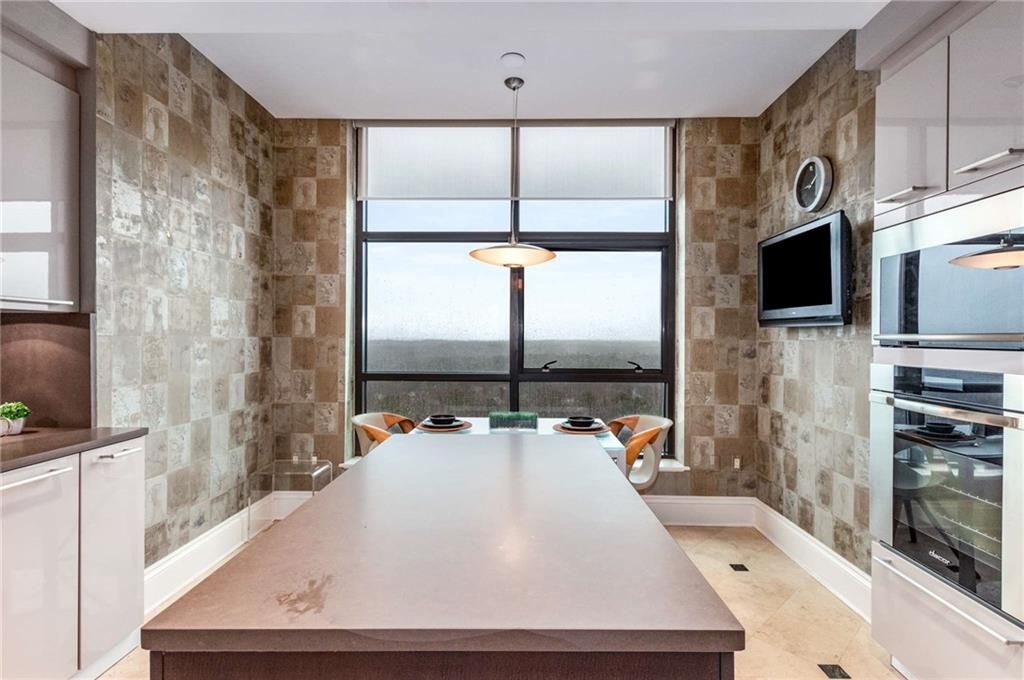 750 Park Avenue NE Unit 19E