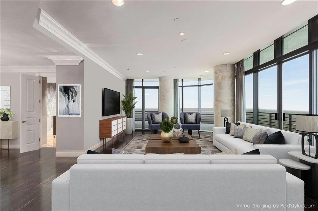 750 Park Avenue NE Unit 19E