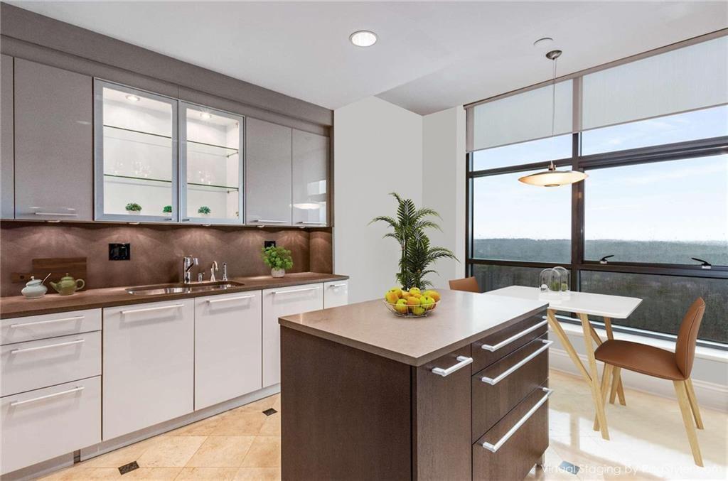 750 Park Avenue NE Unit 19E