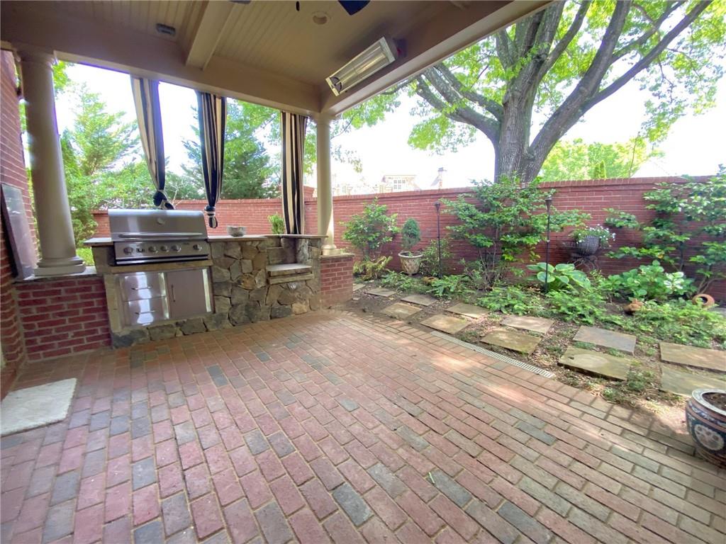 2133 Lucerne Lane SE