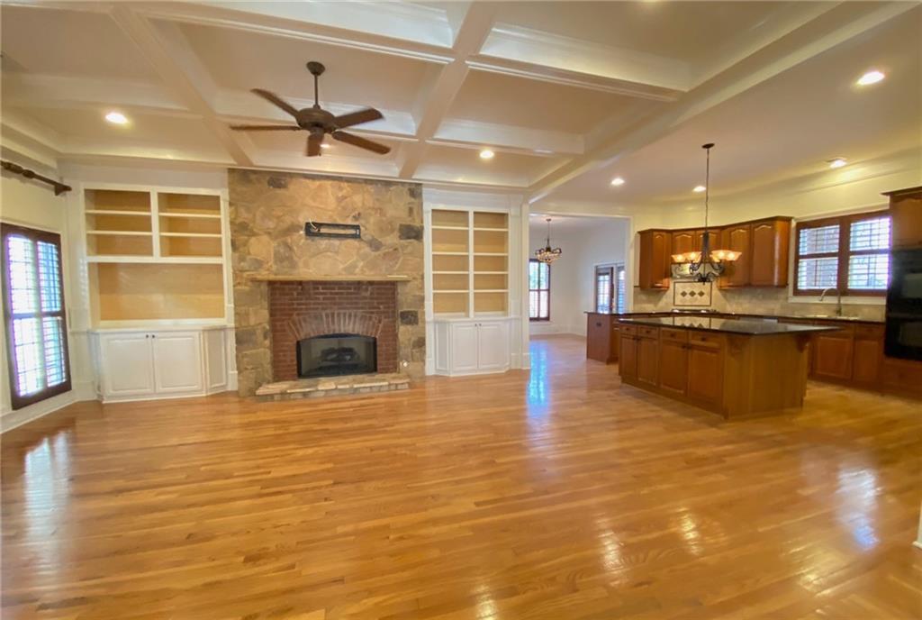 2133 Lucerne Lane SE
