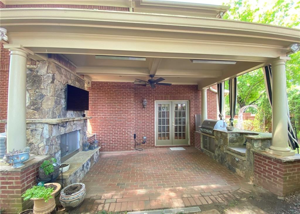 2133 Lucerne Lane SE