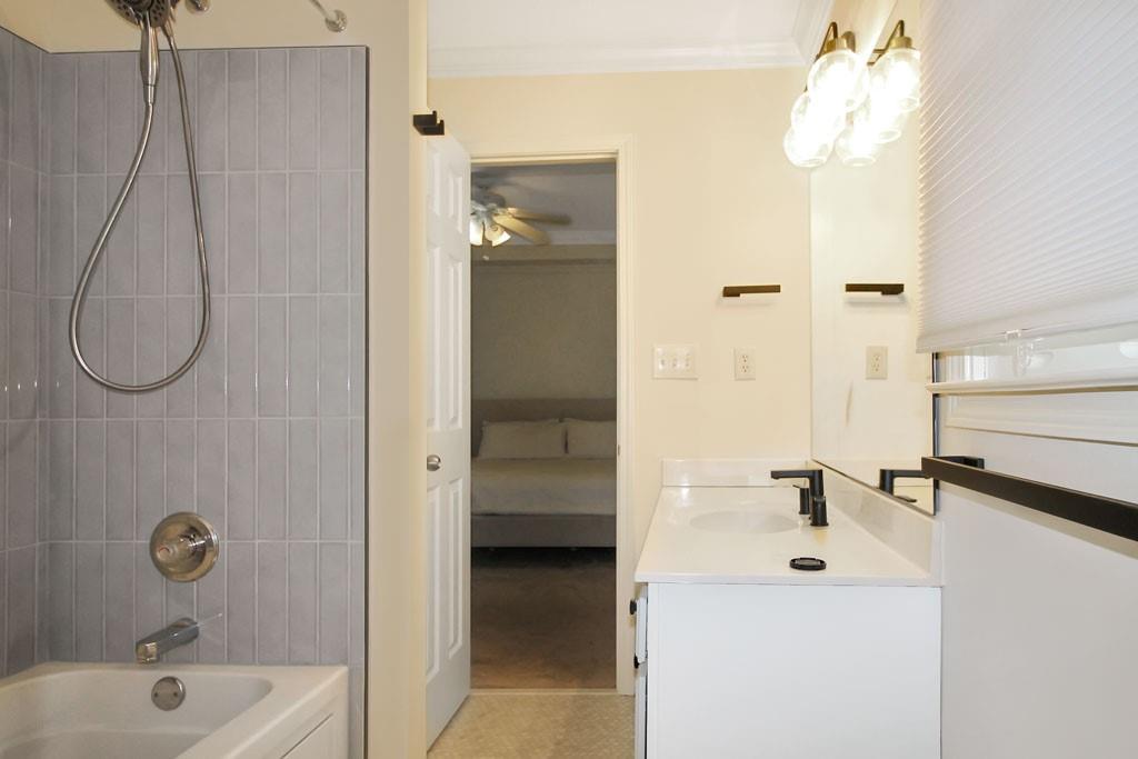 2666 W Main Street NW