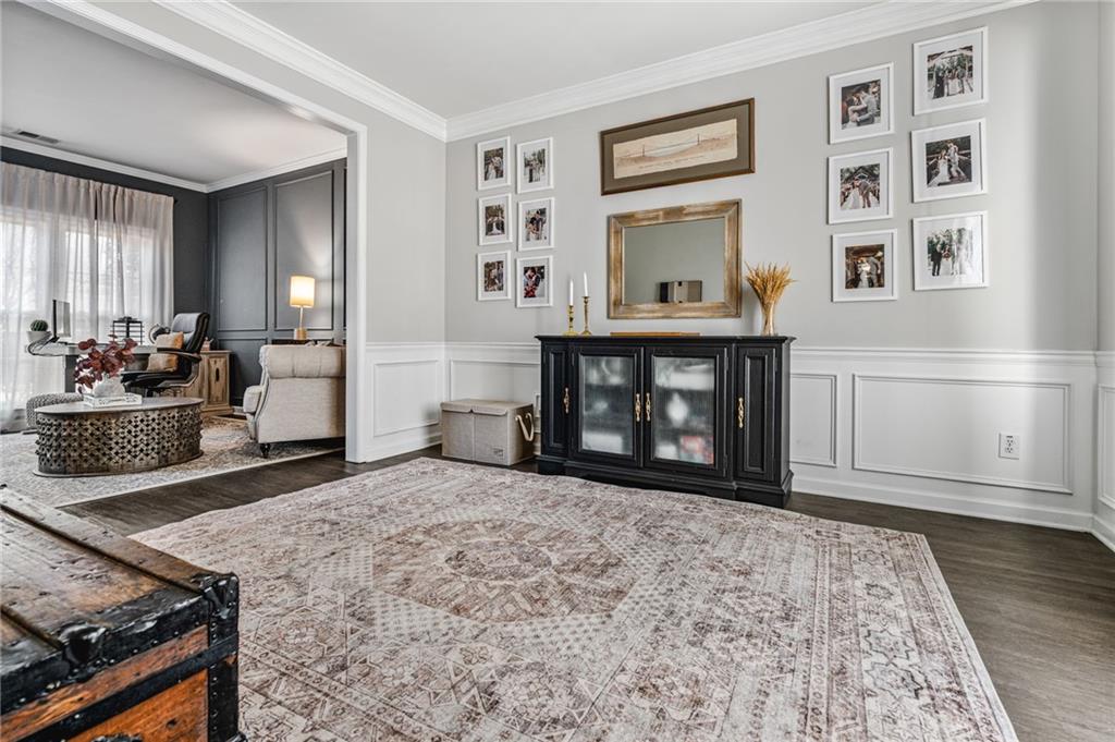 1607 Brentwood Drive