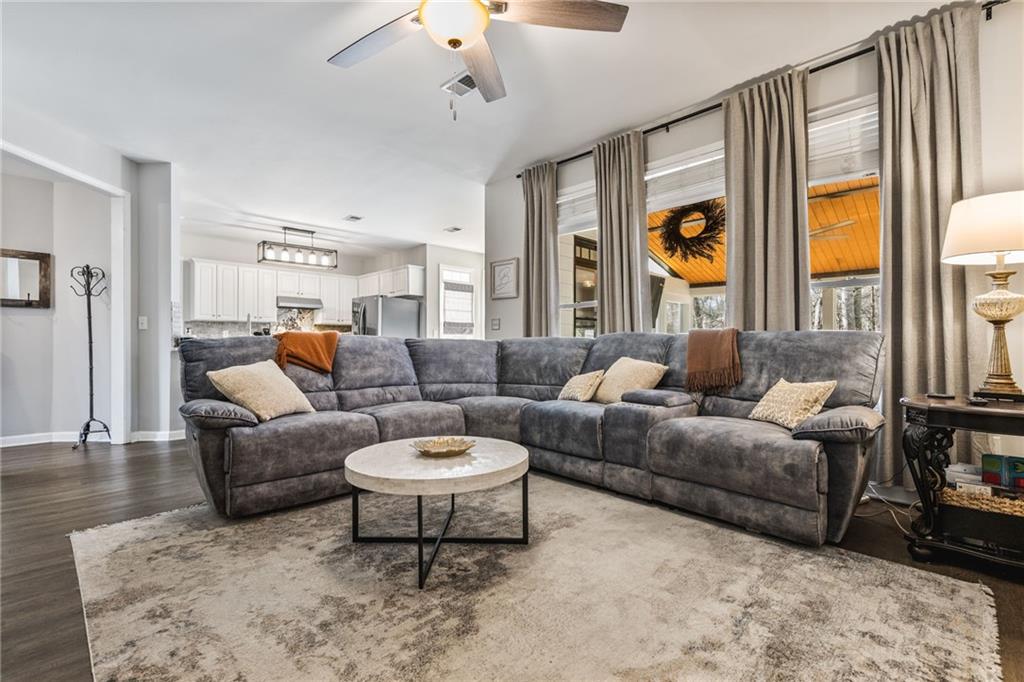 1607 Brentwood Drive