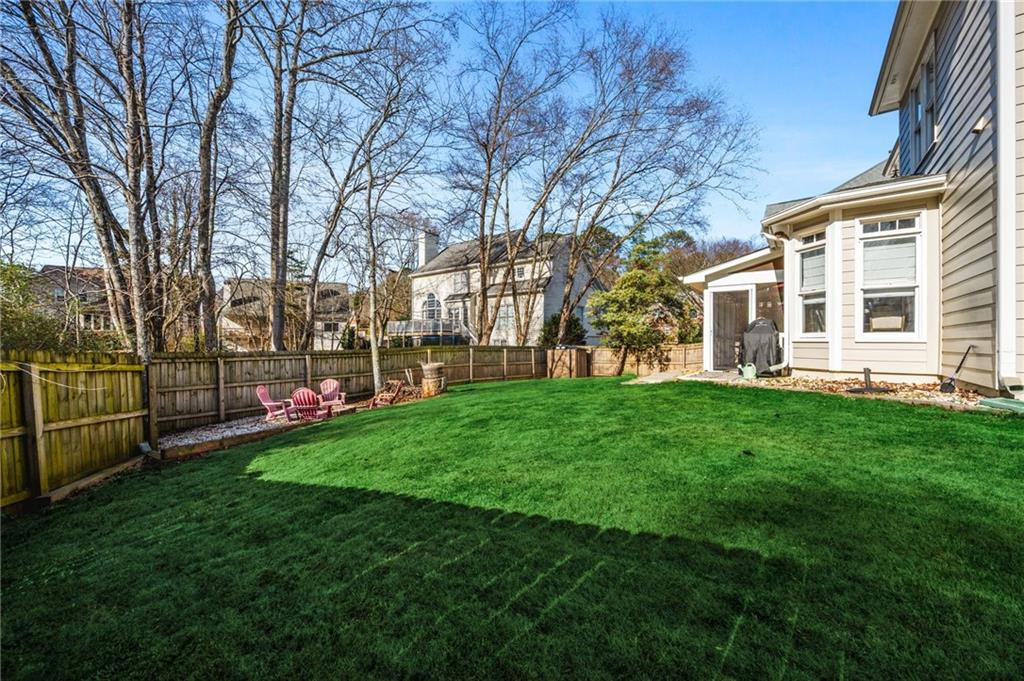 1607 Brentwood Drive