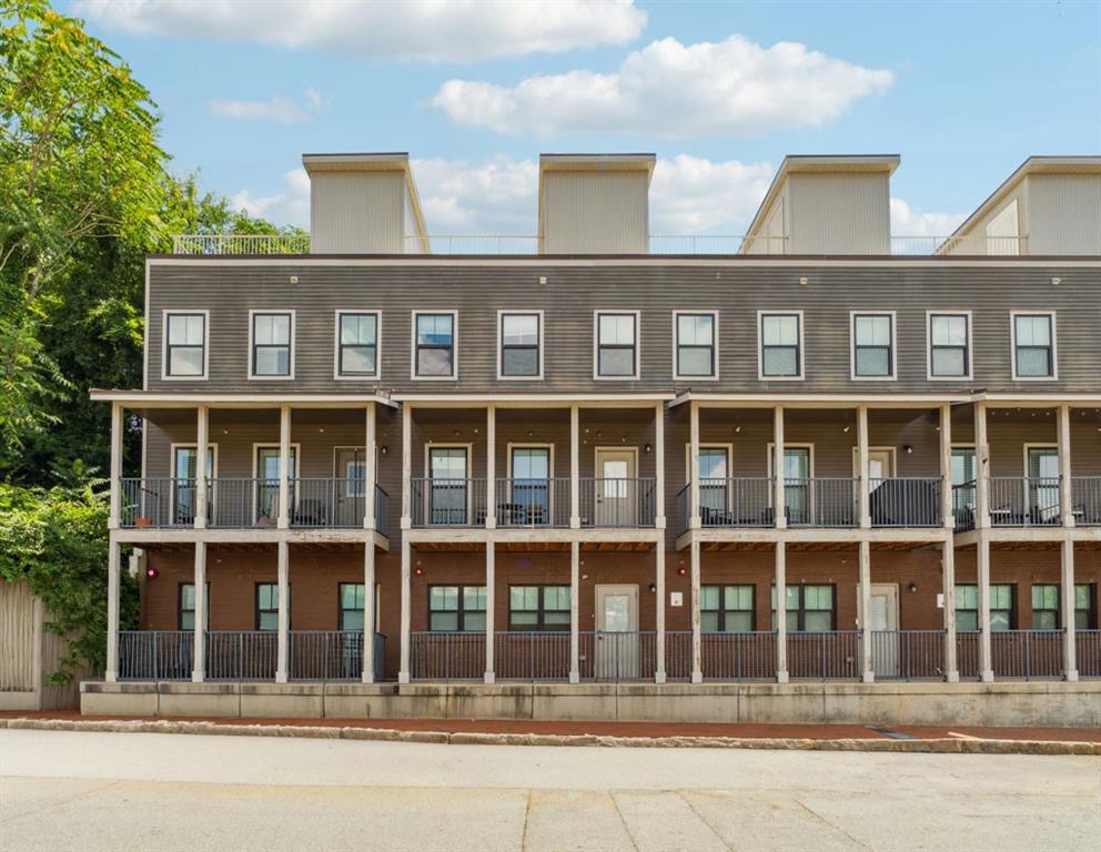 274 Estoria Street SE