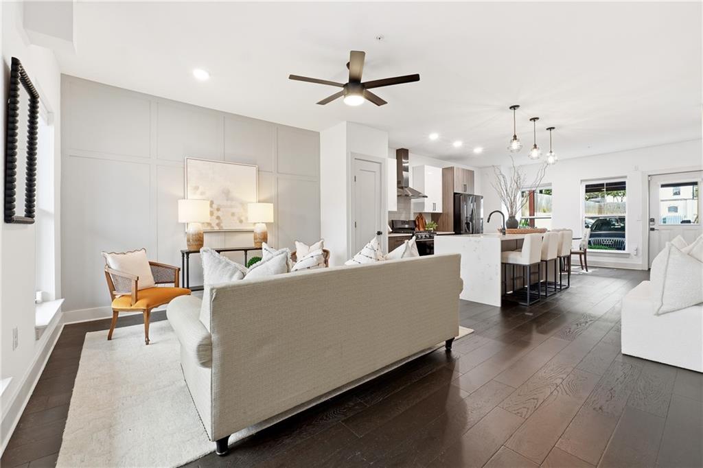 274 Estoria Street SE