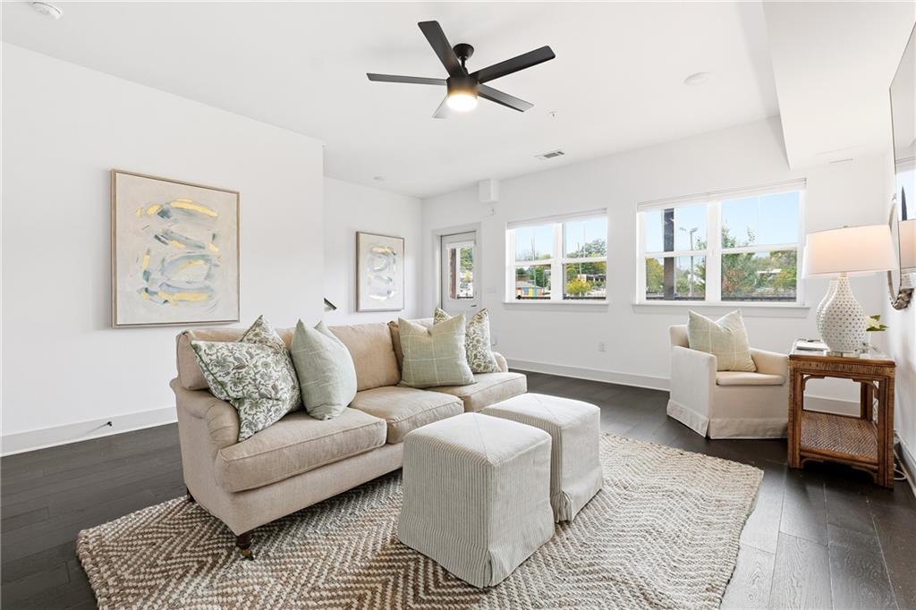 274 Estoria Street SE