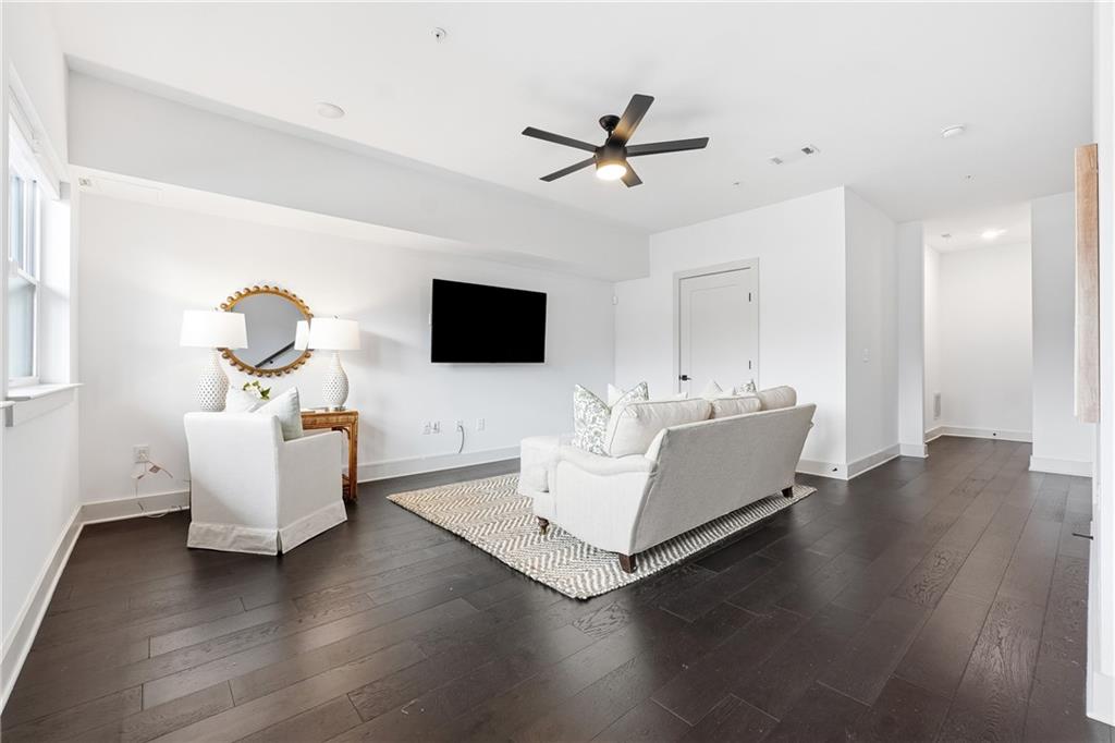 274 Estoria Street SE