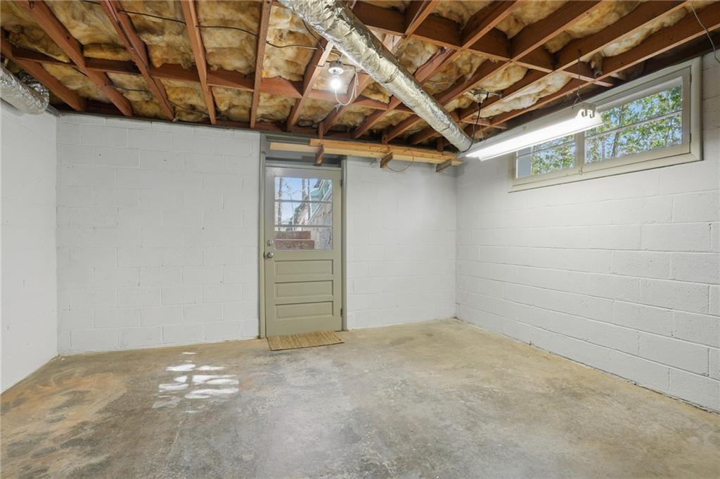 2148 Pine Forest Drive NE