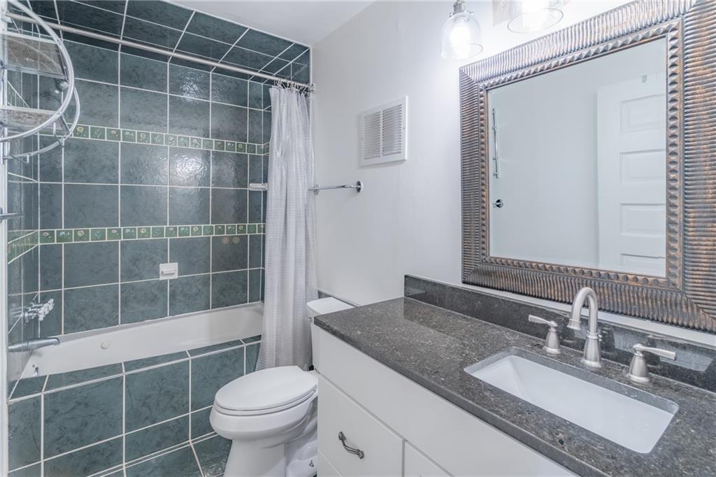 215 Mitchell Street SW Unit 13